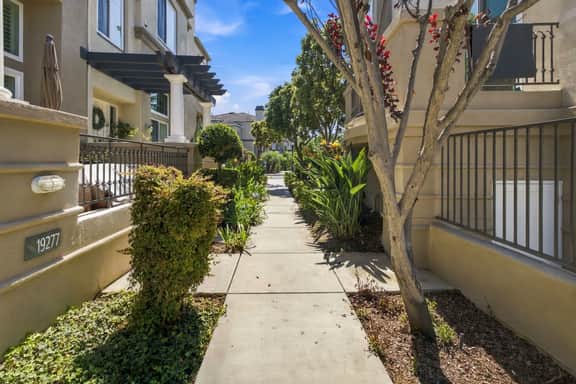 Luxury hideaway A/C, Pool, Spa, steps to beach - Image 3